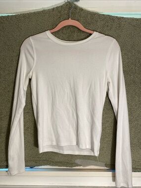 Classic Long-Sleeve Crewneck Top in White